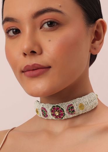 White Rajasthani Ponchi Choker Set With Kundan Detail