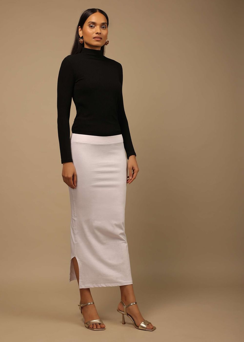 White Shapewear Saree Petticoat In Cotton Lycra With Elastic Waistband And Slit