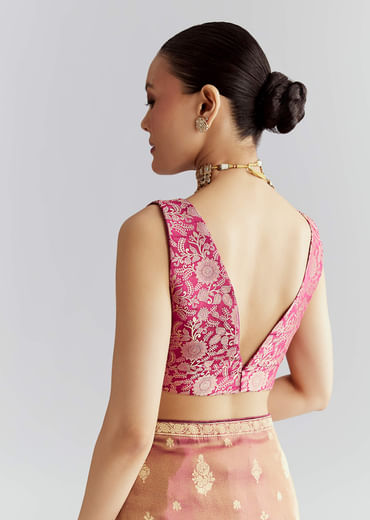 Wine Dola Silk Woven Saree With Zari Butti Work