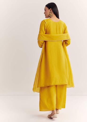 Yellow Dola Silk Kurta Dupatta Set With Zardosi And Thread Work