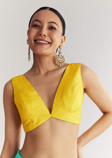 Yellow Rama Saree With Leheriya Print And Floral Gotapatti Embroidery