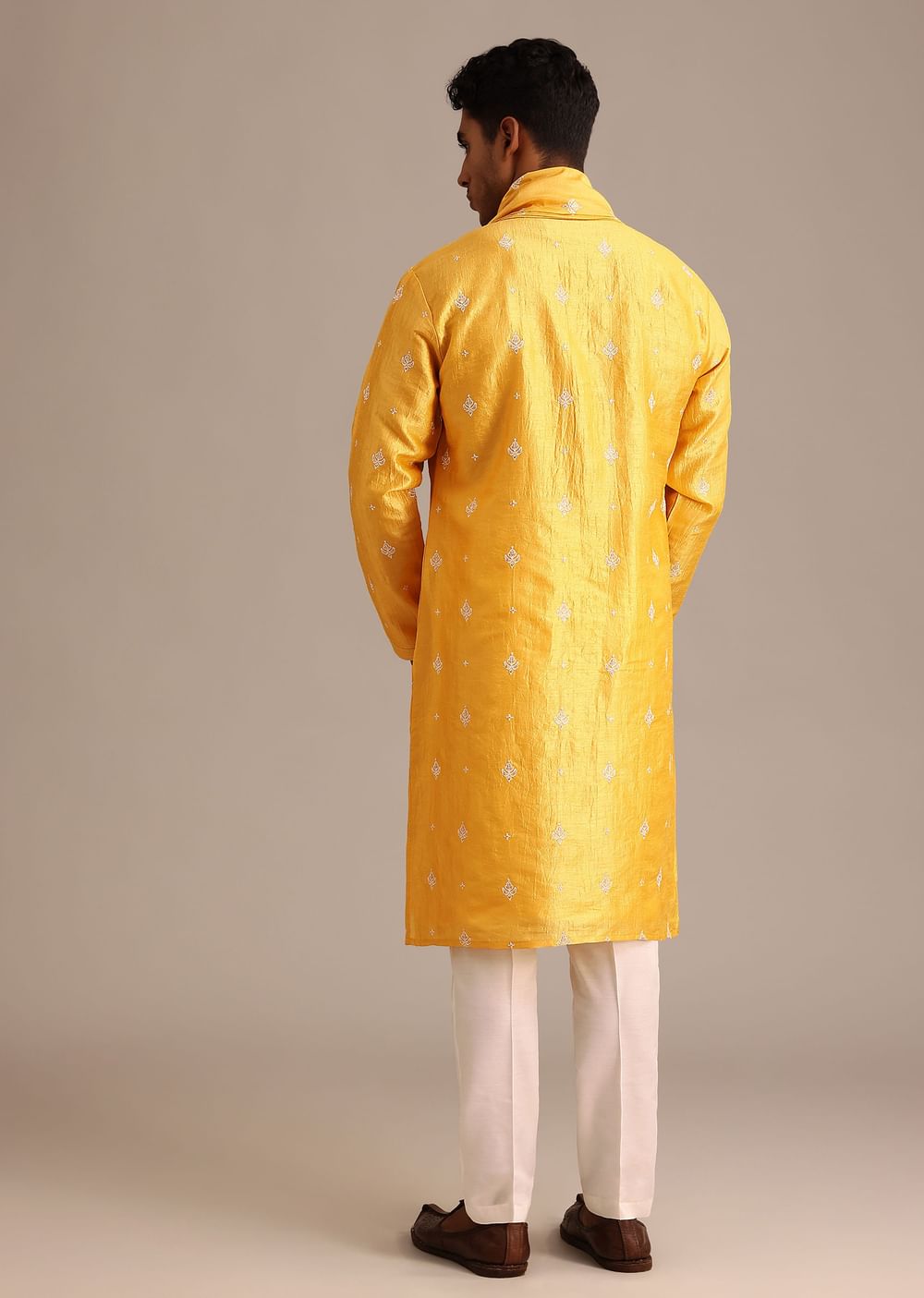 Yellow Raw Silk Threadwork Kurta Set With Dupatta